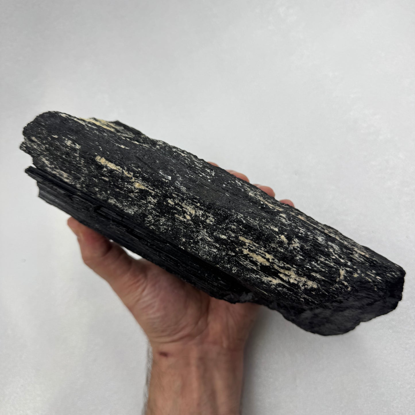 Turmalina negra 3,8 kg.