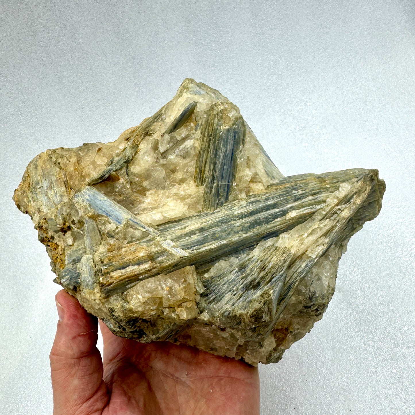 Cianita grupo 3,5 kg.
