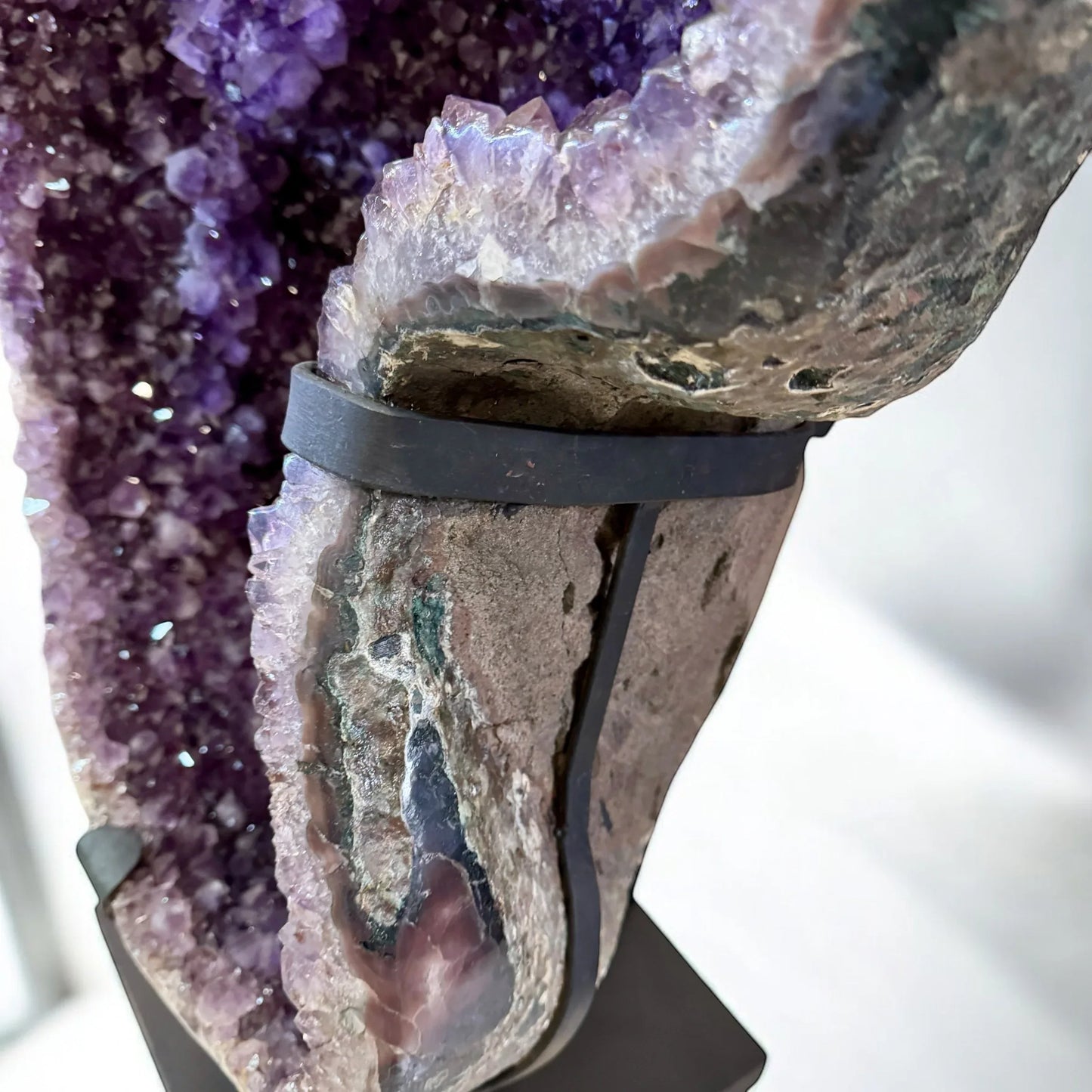 Geoda de amatista 63.15 kg. Alta calidad de Uruguay Antes 4700€ - MUNAY MINERALES MALLORCA