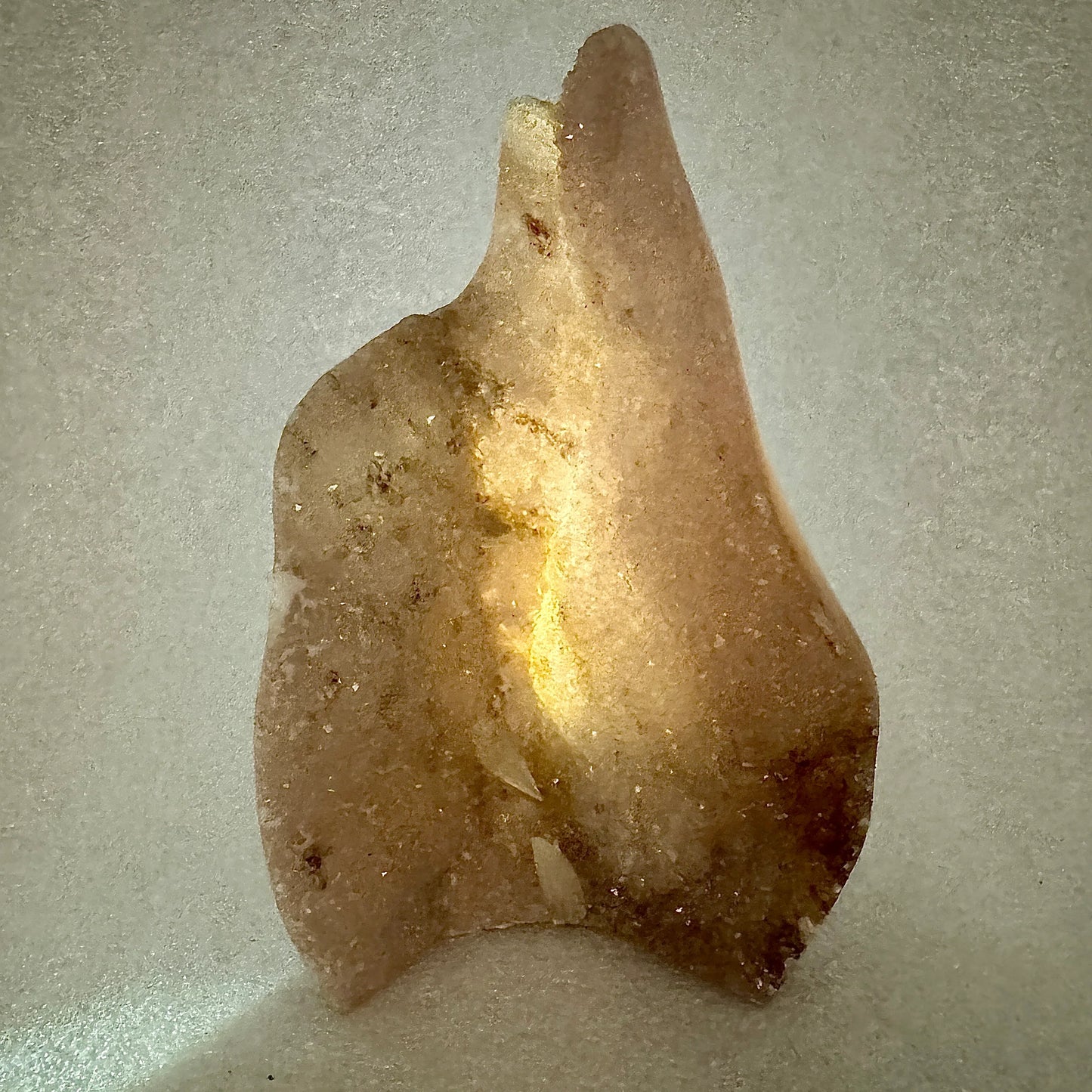 Ágata con calcitas diente de perro - MUNAY MINERALES MALLORCA