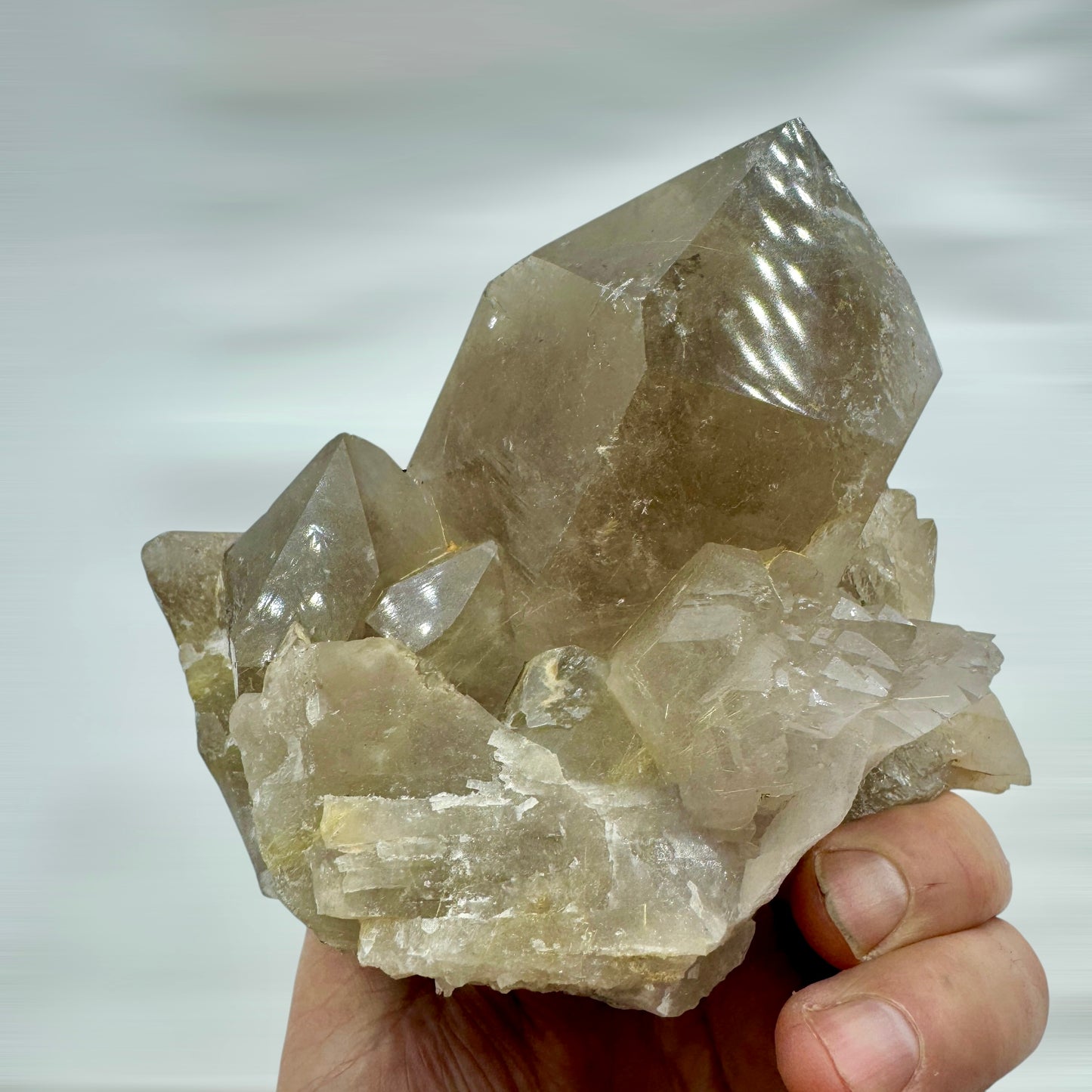 Cuarzo rutilado grupo 1,9 kg. Munay Minerales Mallorca