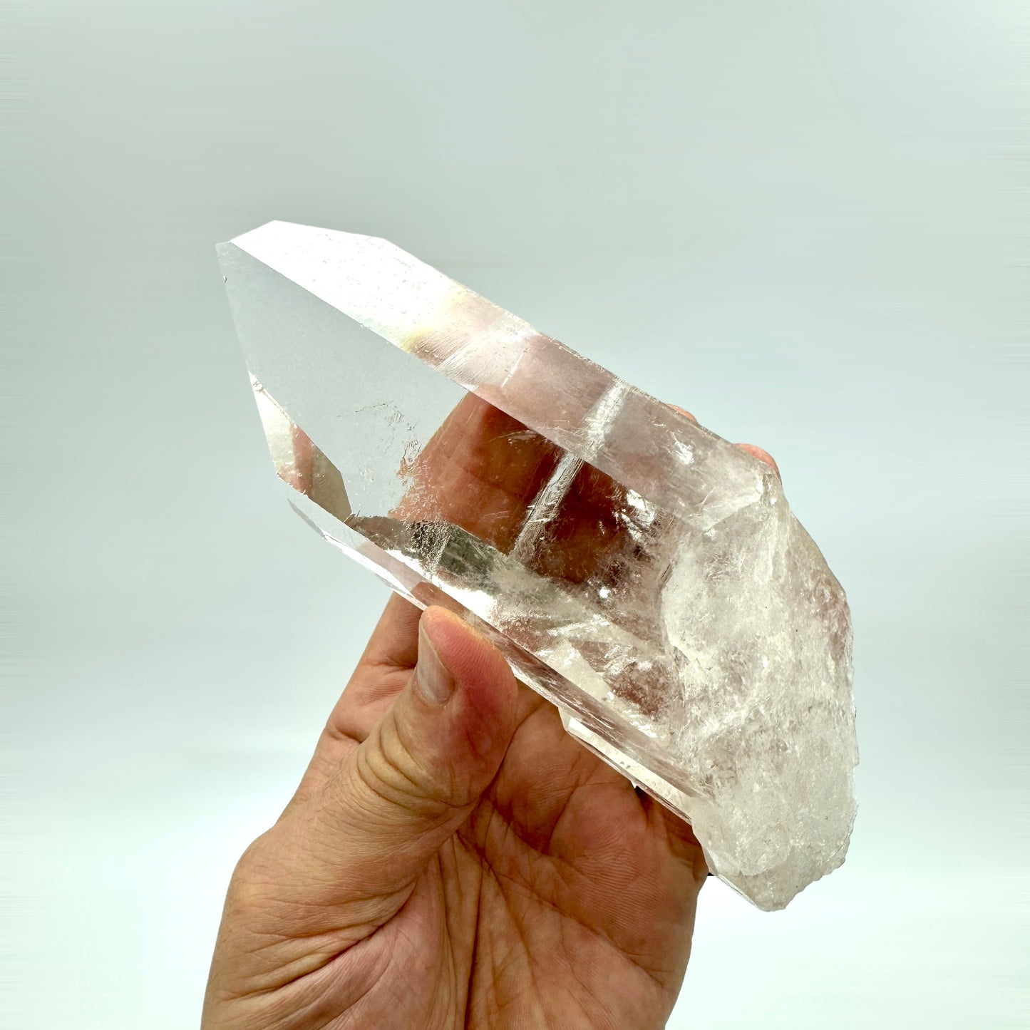 Lemurian quartz with several masteries