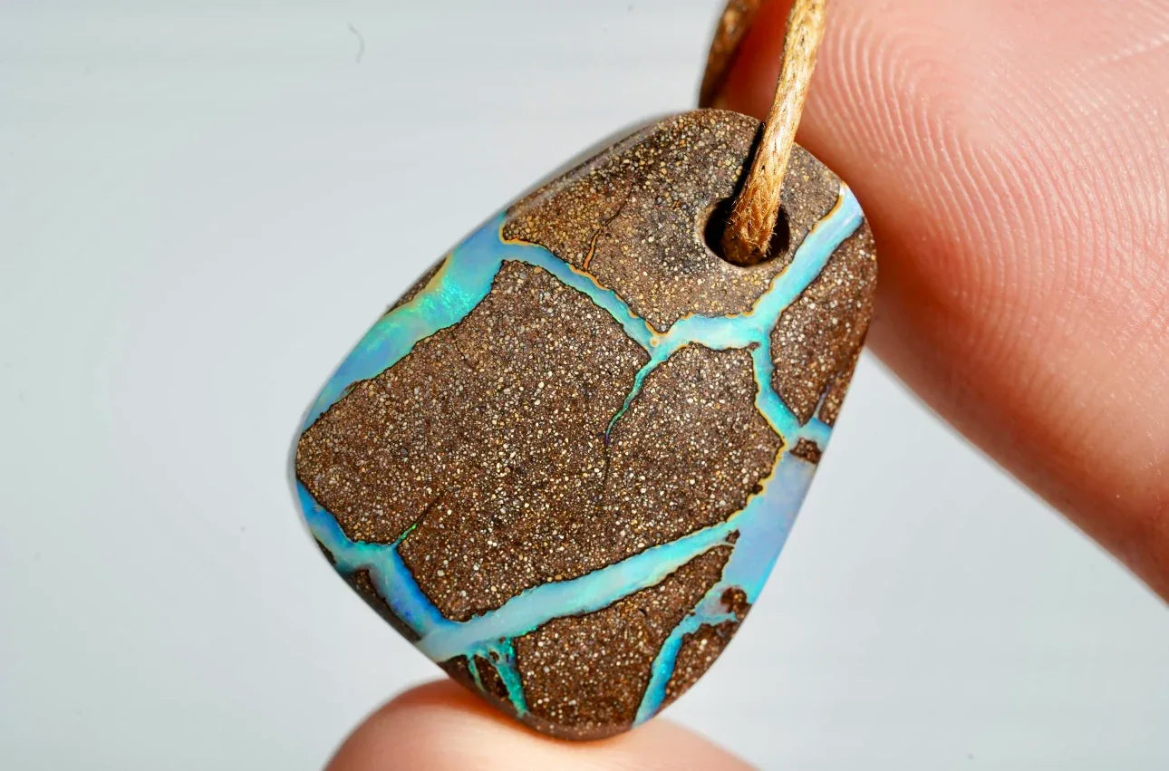 Ópalo Boulder colgante - Munay Minerales Mallorca - MUNAY MINERALES MALLORCA