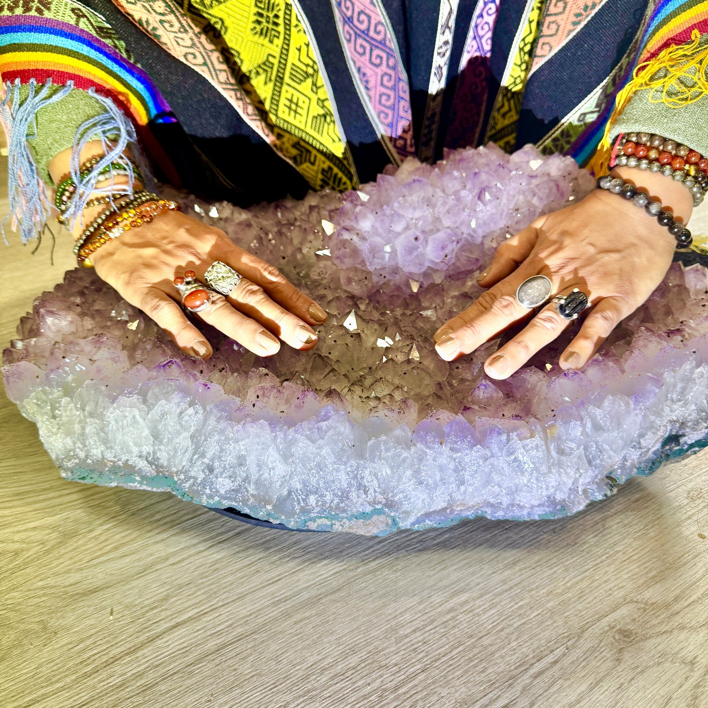 Amethyst druse, 29.5 kg. Munay Minerals, Mallorca
