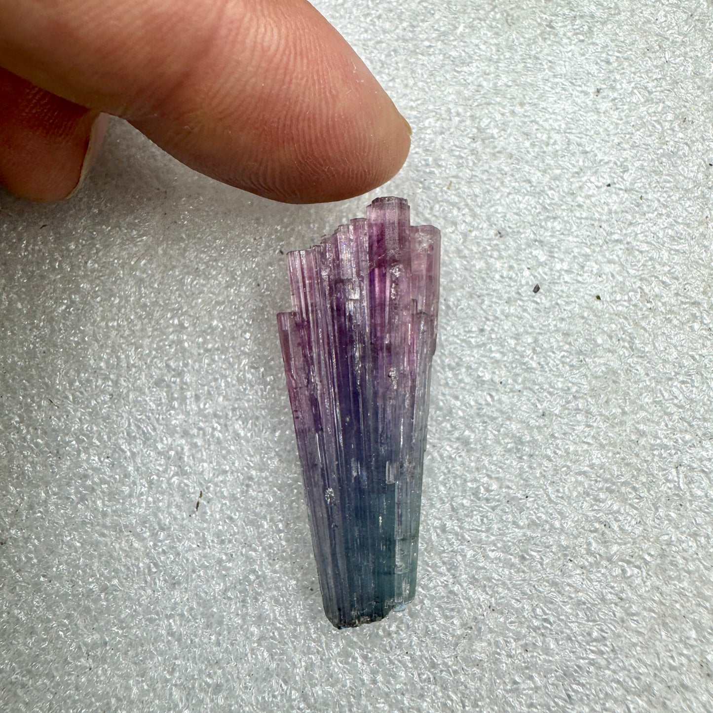 Turmalina bicolor Munay Minerales Mallorca