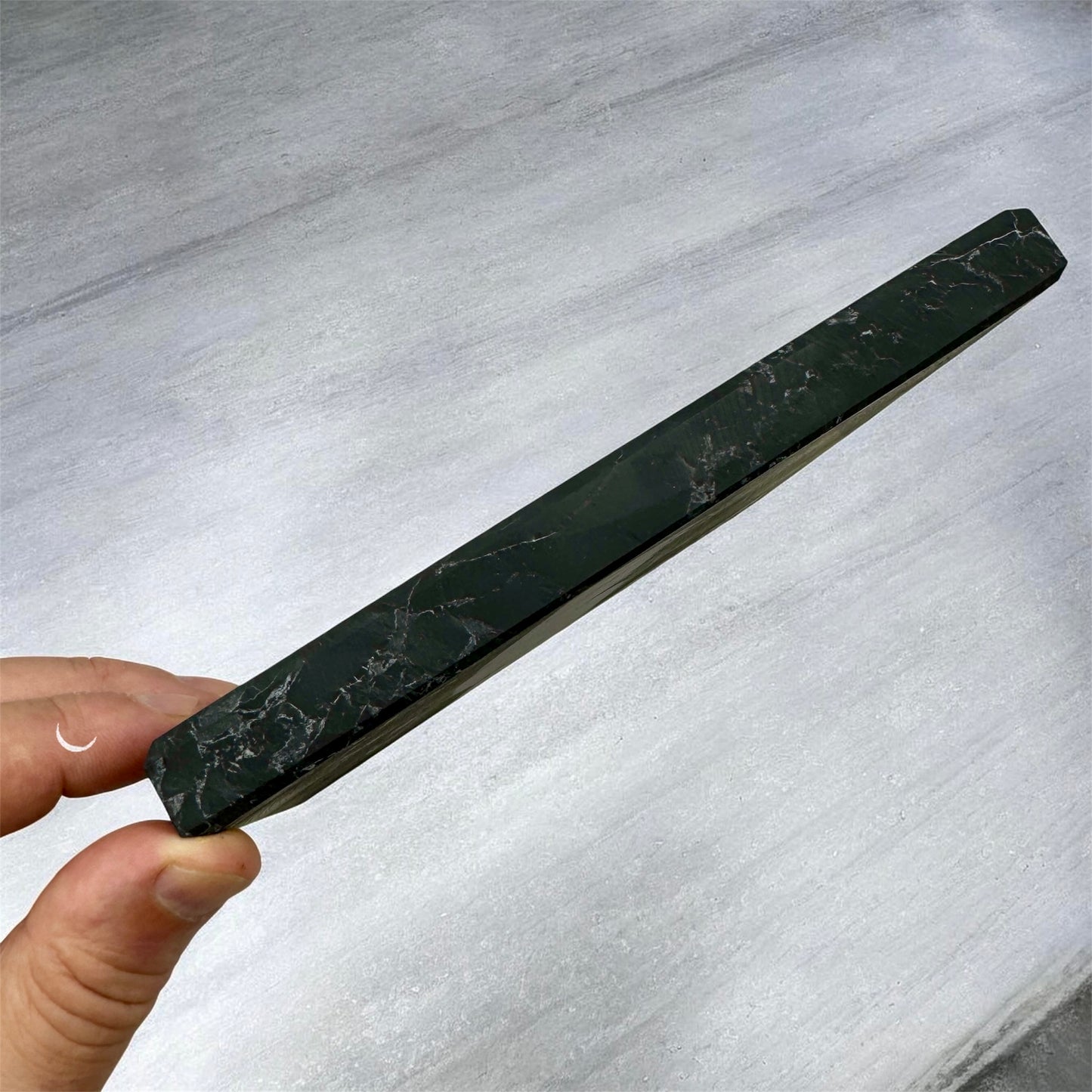 Shungita Shingit placa 22 cm. 1,8 kg.