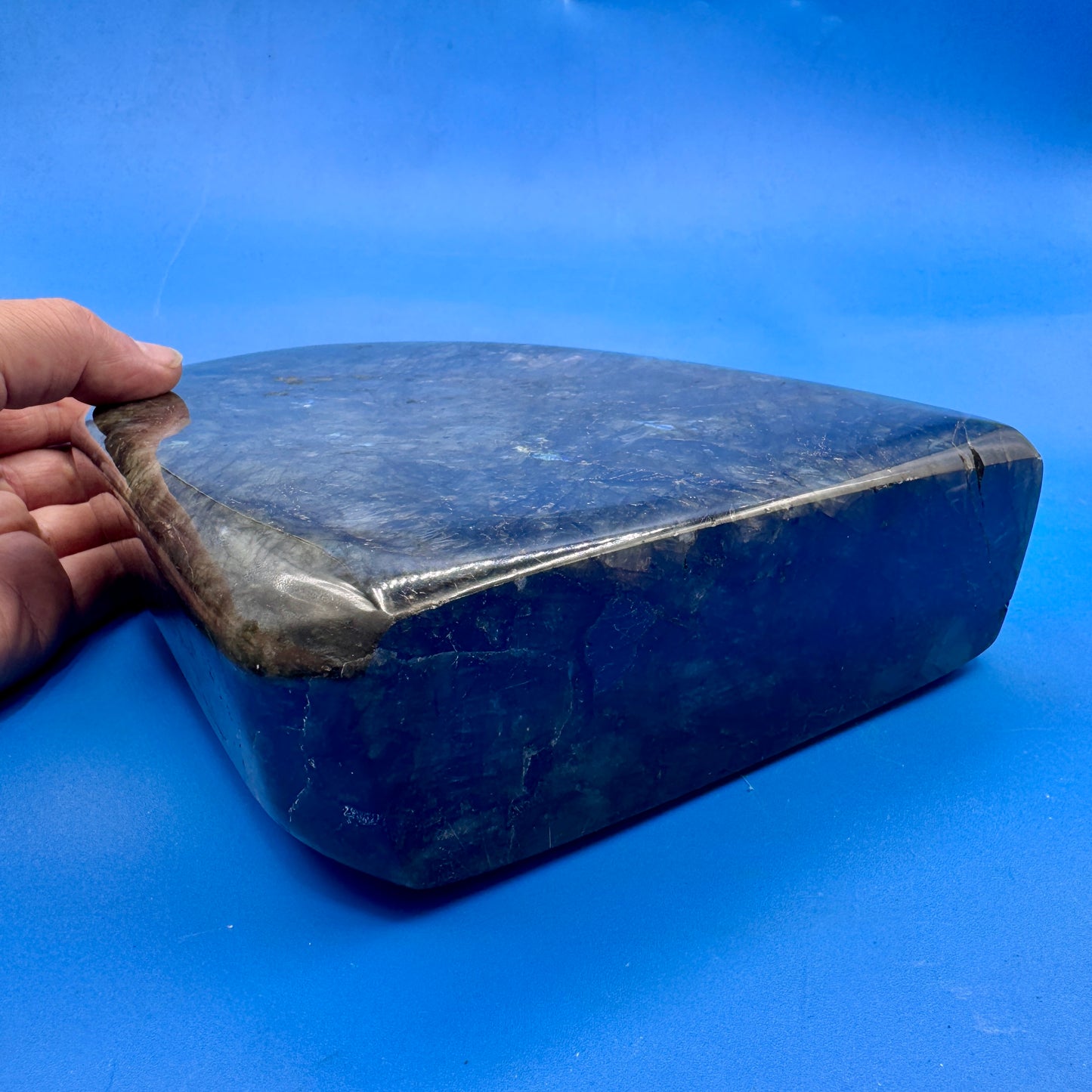 Polished labradorite 6.3 kg. Munay Minerals Mallorca