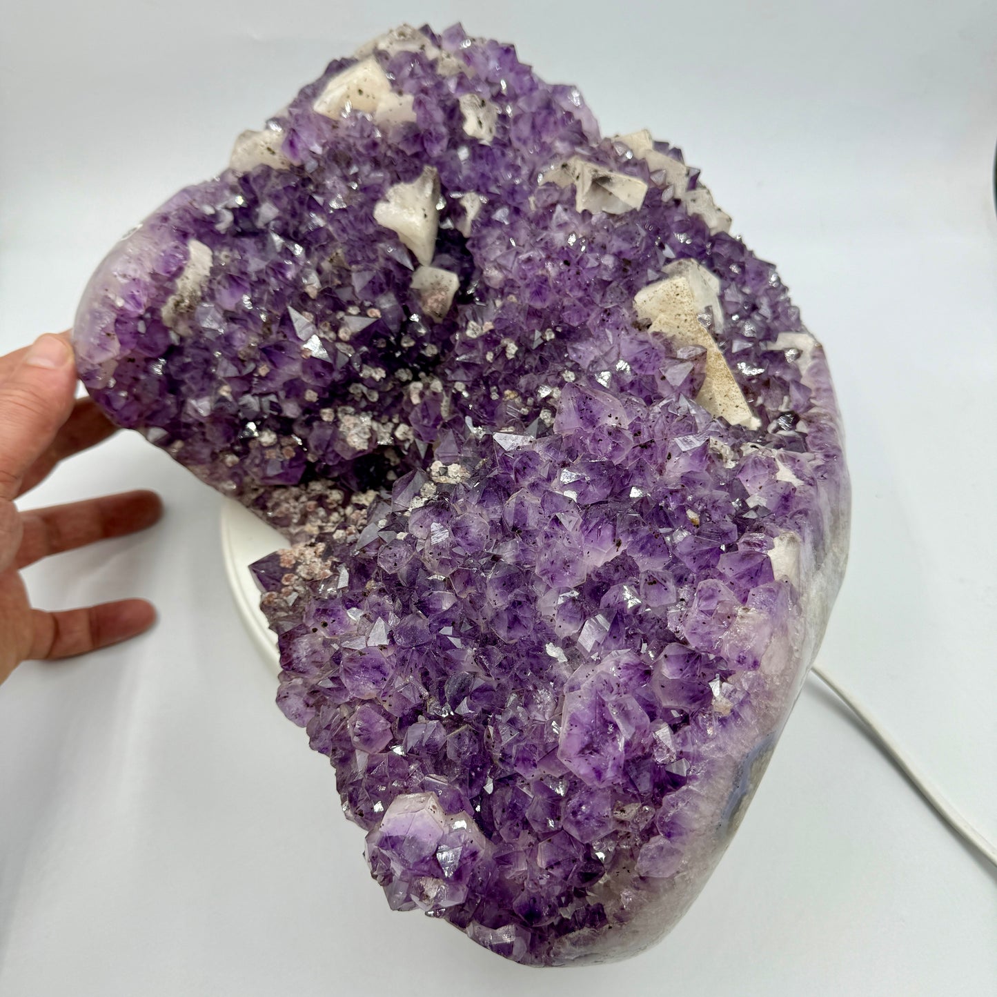 Amethyst druse, 13.5 kg. Munay Minerals, Mallorca