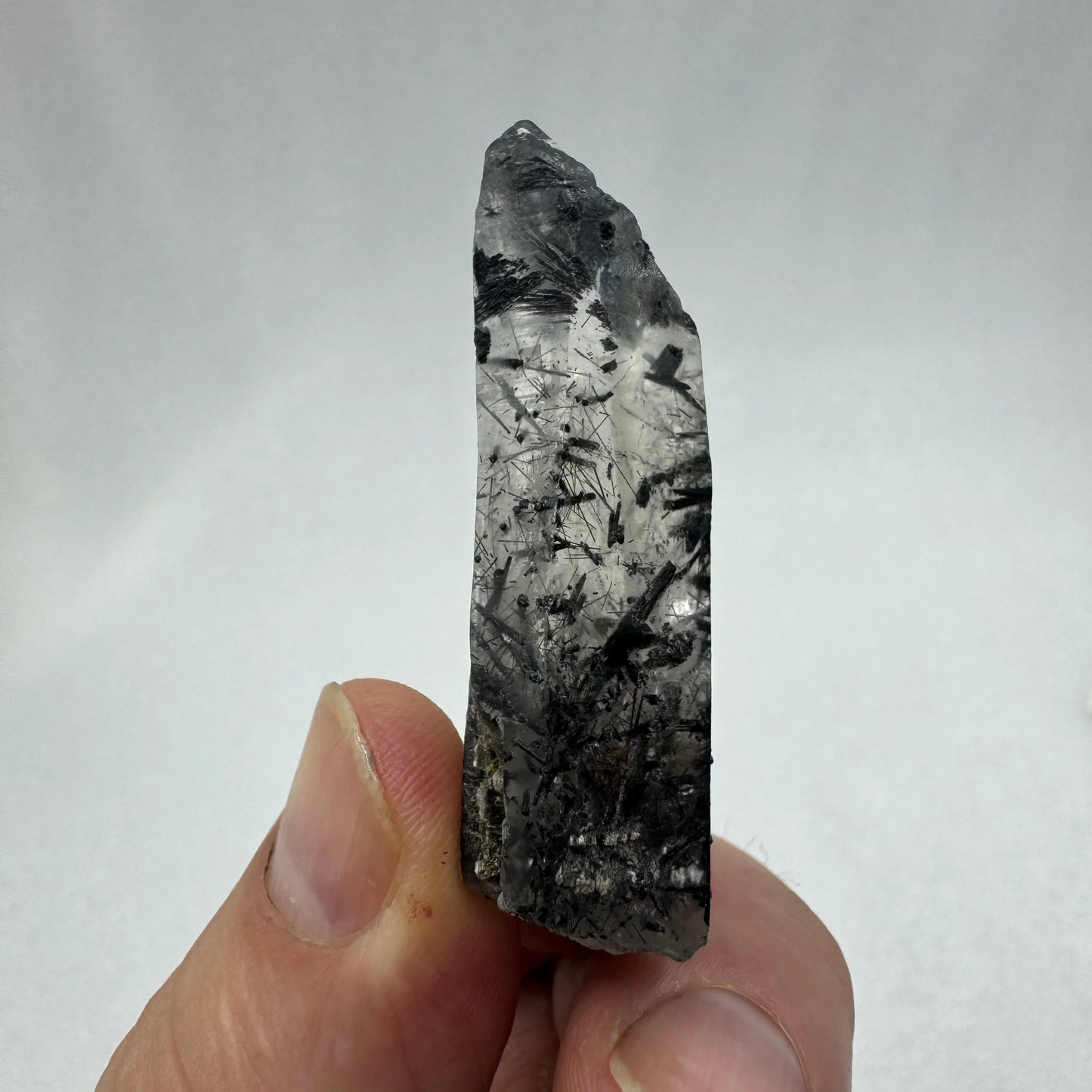 Cuarzo turmalinado - MUNAY MINERALES MALLORCA