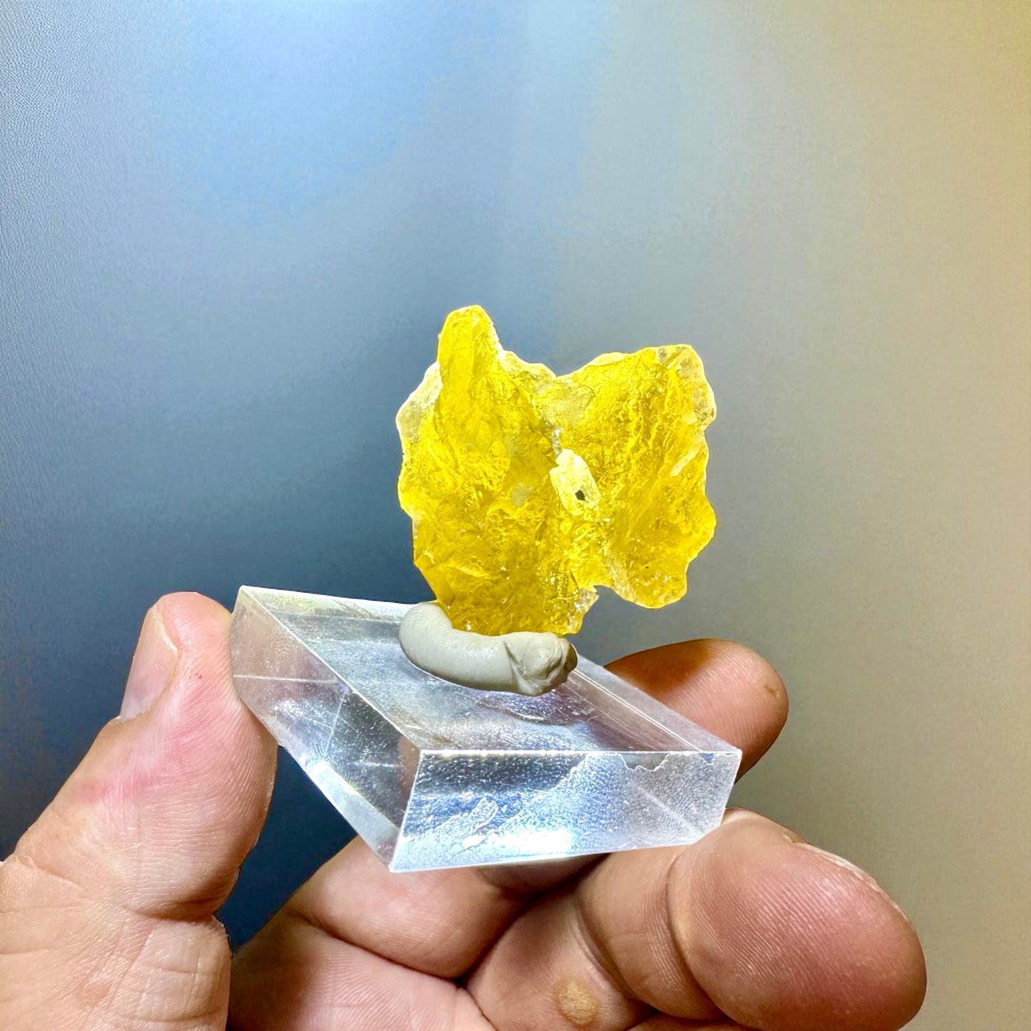 Berilo var. Heliodoro amarillo