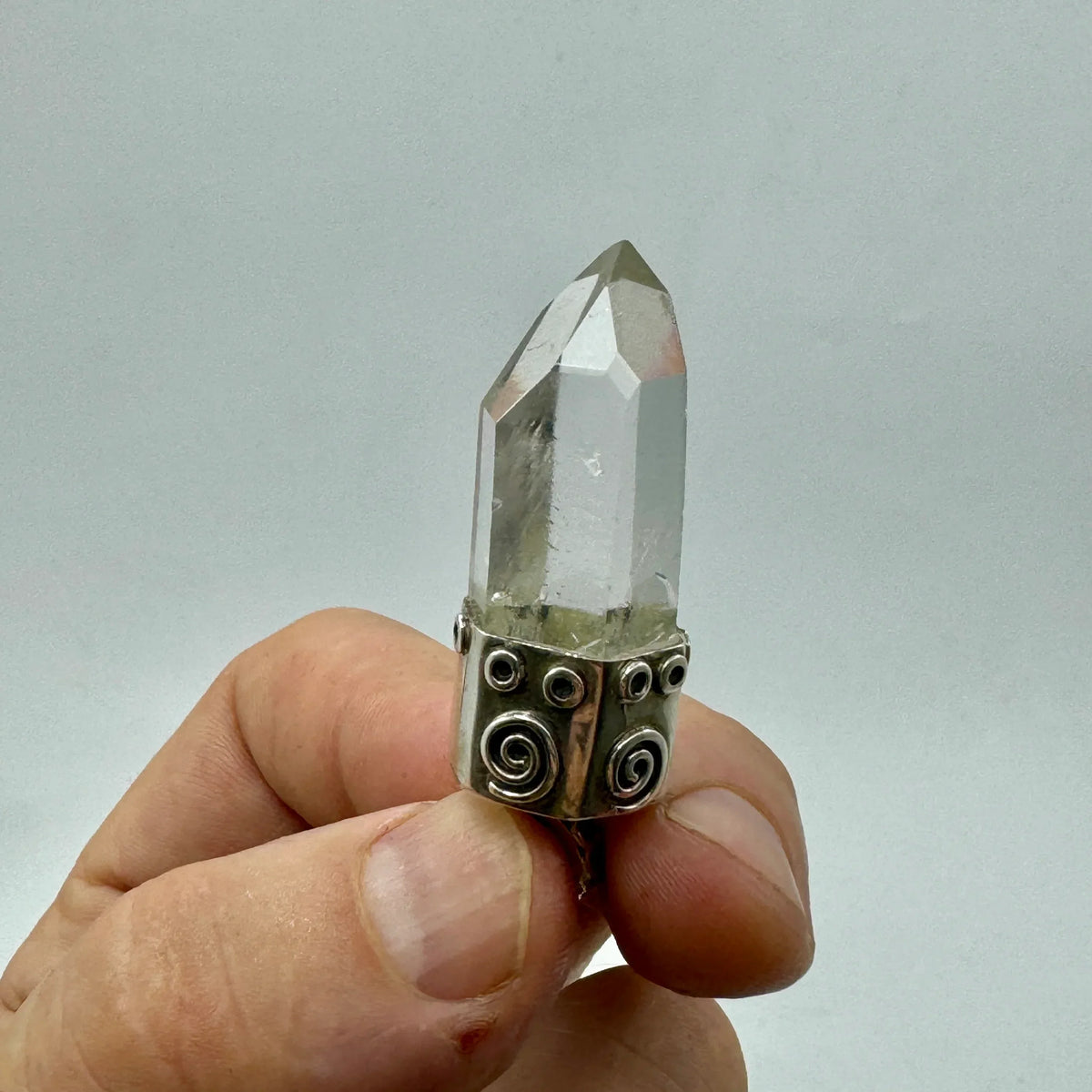 Cuarzo himalaya colgante en plata de ley - MUNAY MINERALES MALLORCA