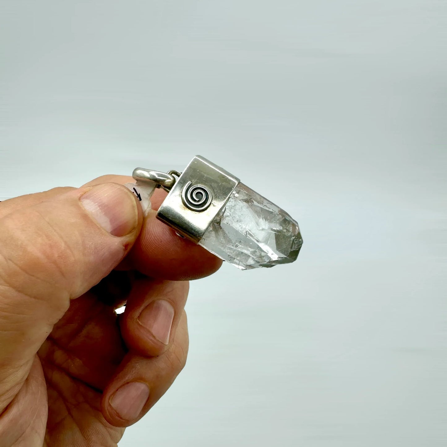 Cuarzo himalaya colgante en plata de ley - MUNAY MINERALES MALLORCA