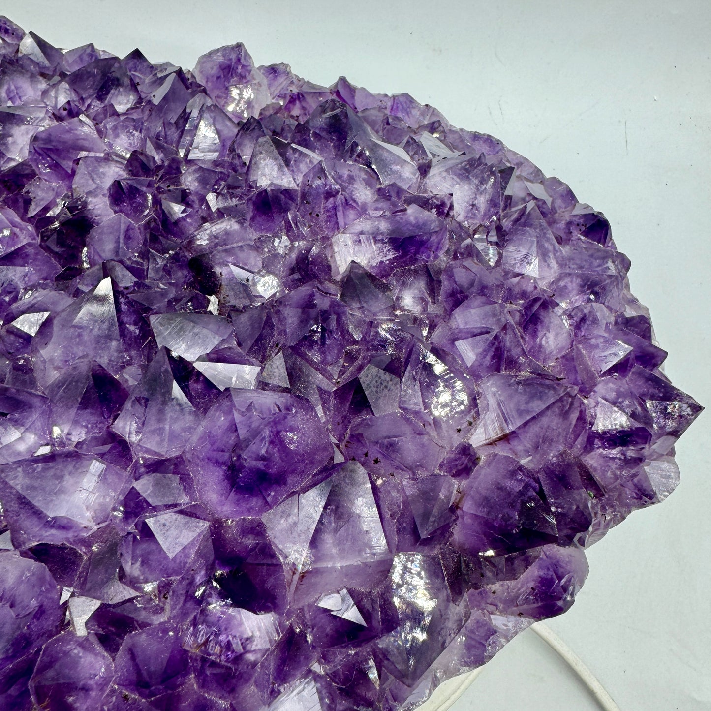 Amethyst druse, 14 kg. Munay Minerals, Mallorca