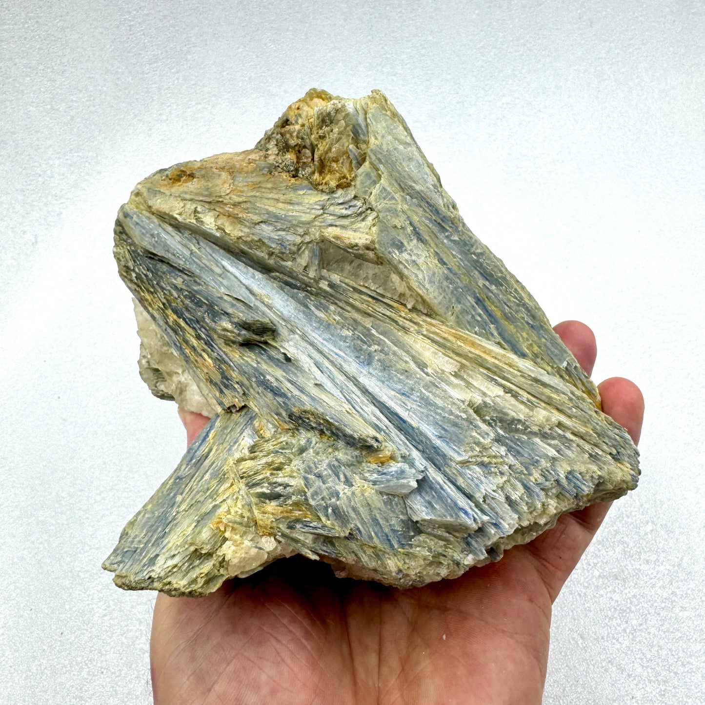 Cianita grupo 3,5 kg.