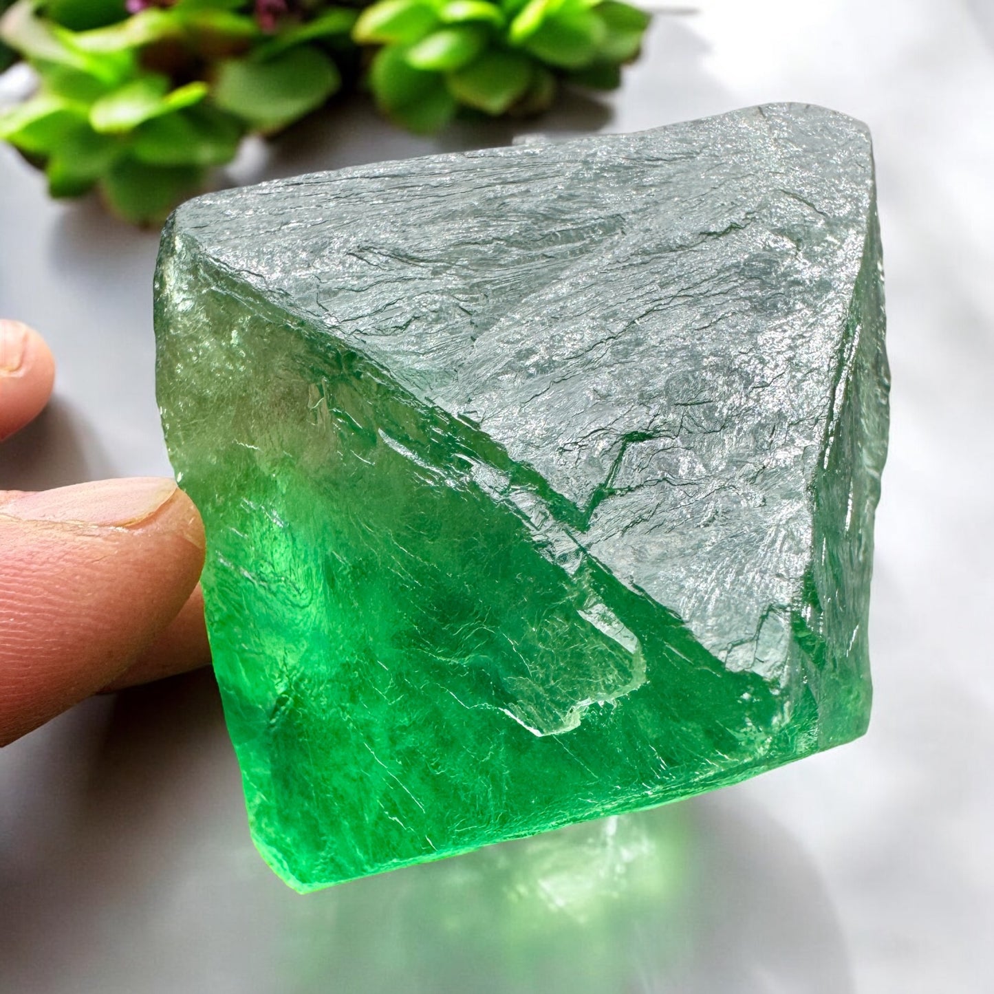 Fluorita verde octaédrica de gran tamaño