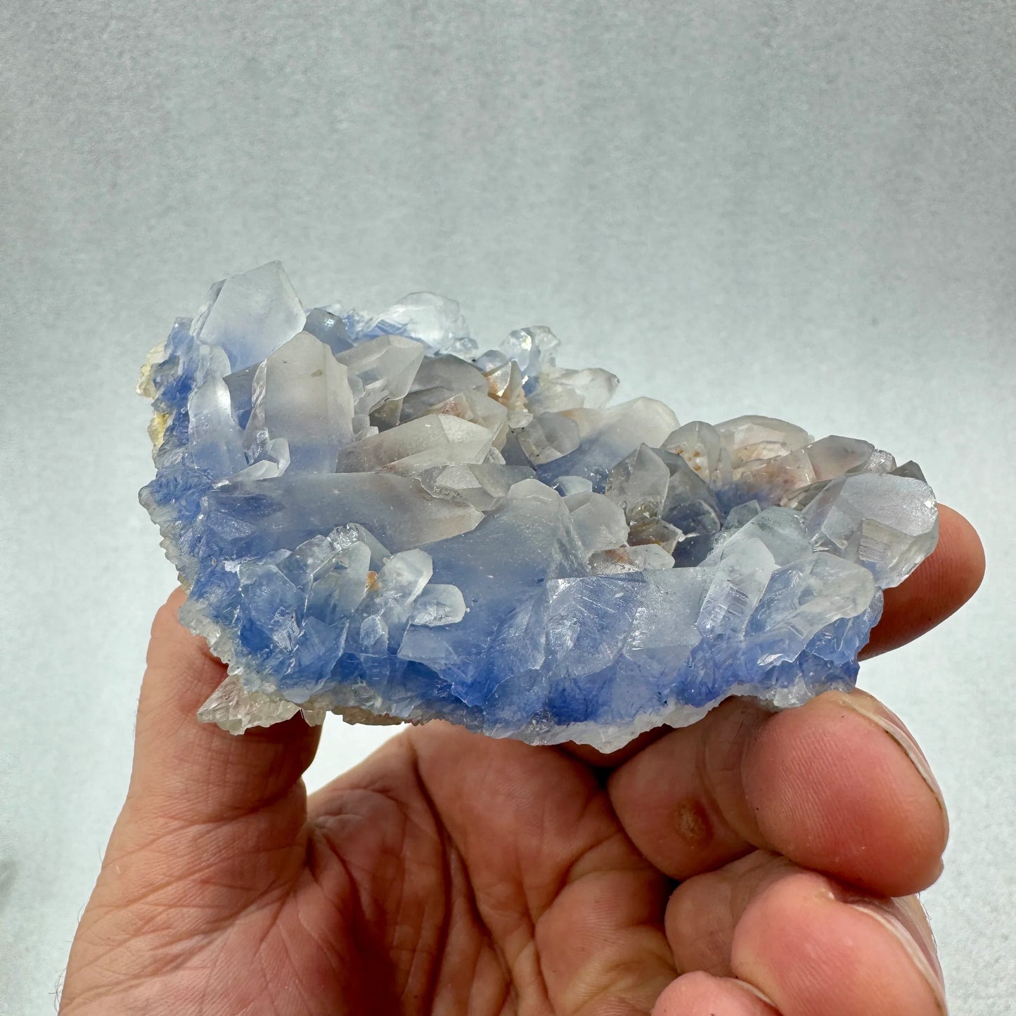 Dumortierita en grupo de cuarzo - MUNAY MINERALES MALLORCA