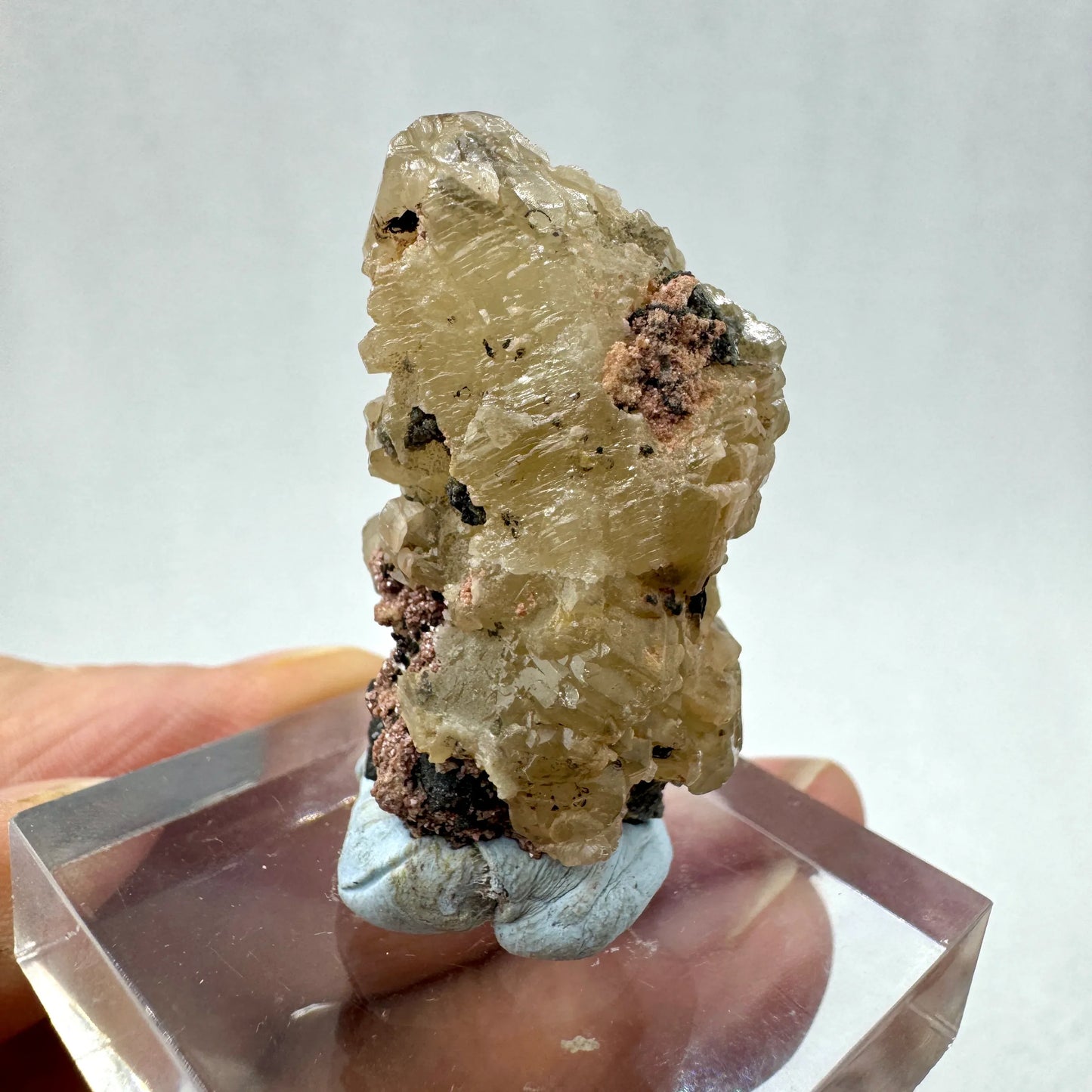 Cerusita en matriz Munay Minerales Mallorca - MUNAY MINERALES MALLORCA