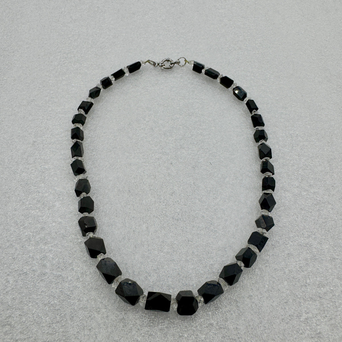 Collar cuarzos Herkimer y turmalinas Munay Minerales Mallorca