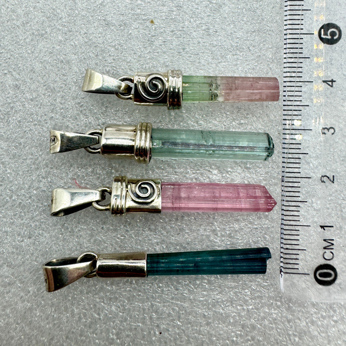 Colgantes turmalina colores Munay Minerales Mallorca