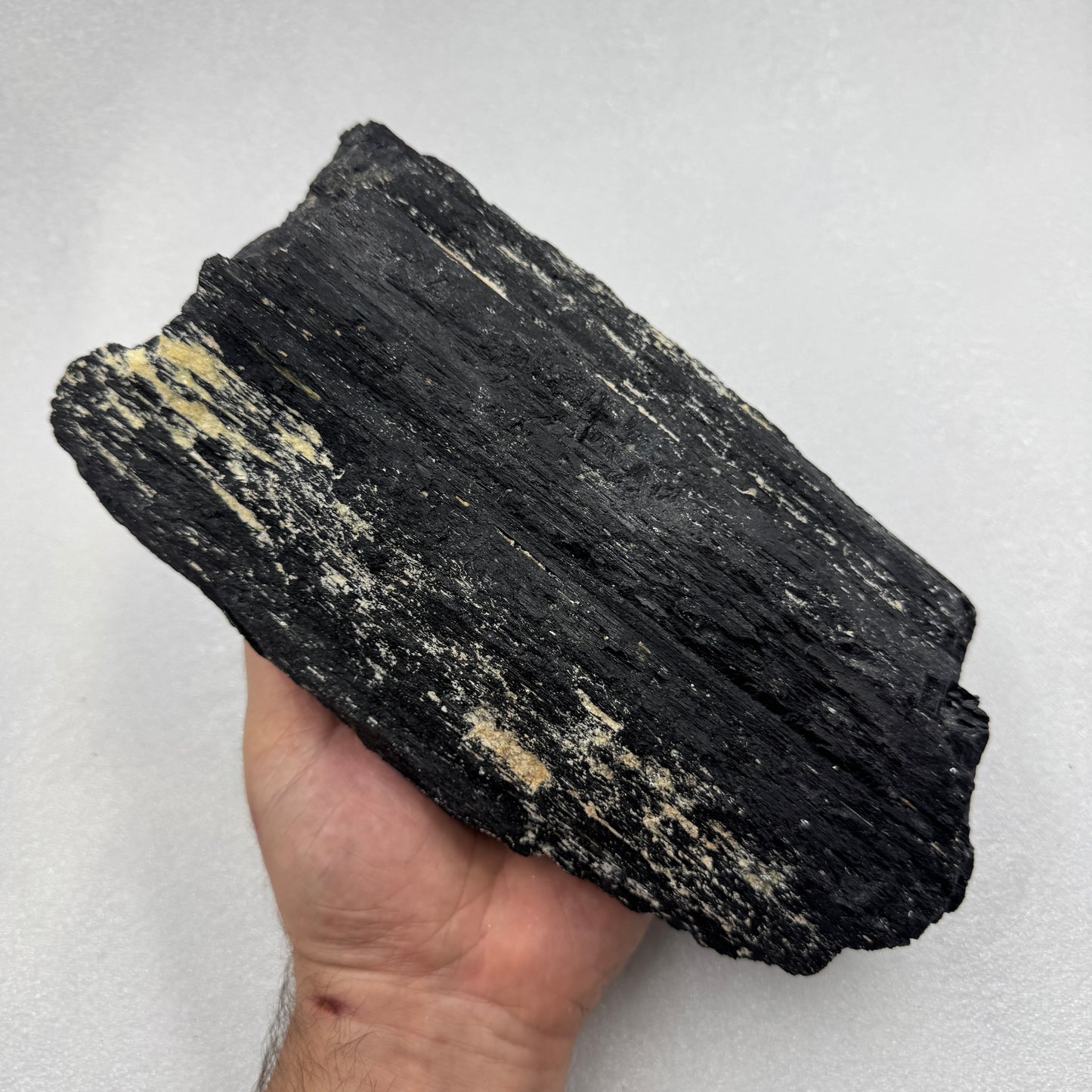 Turmalina negra 3,8 kg.