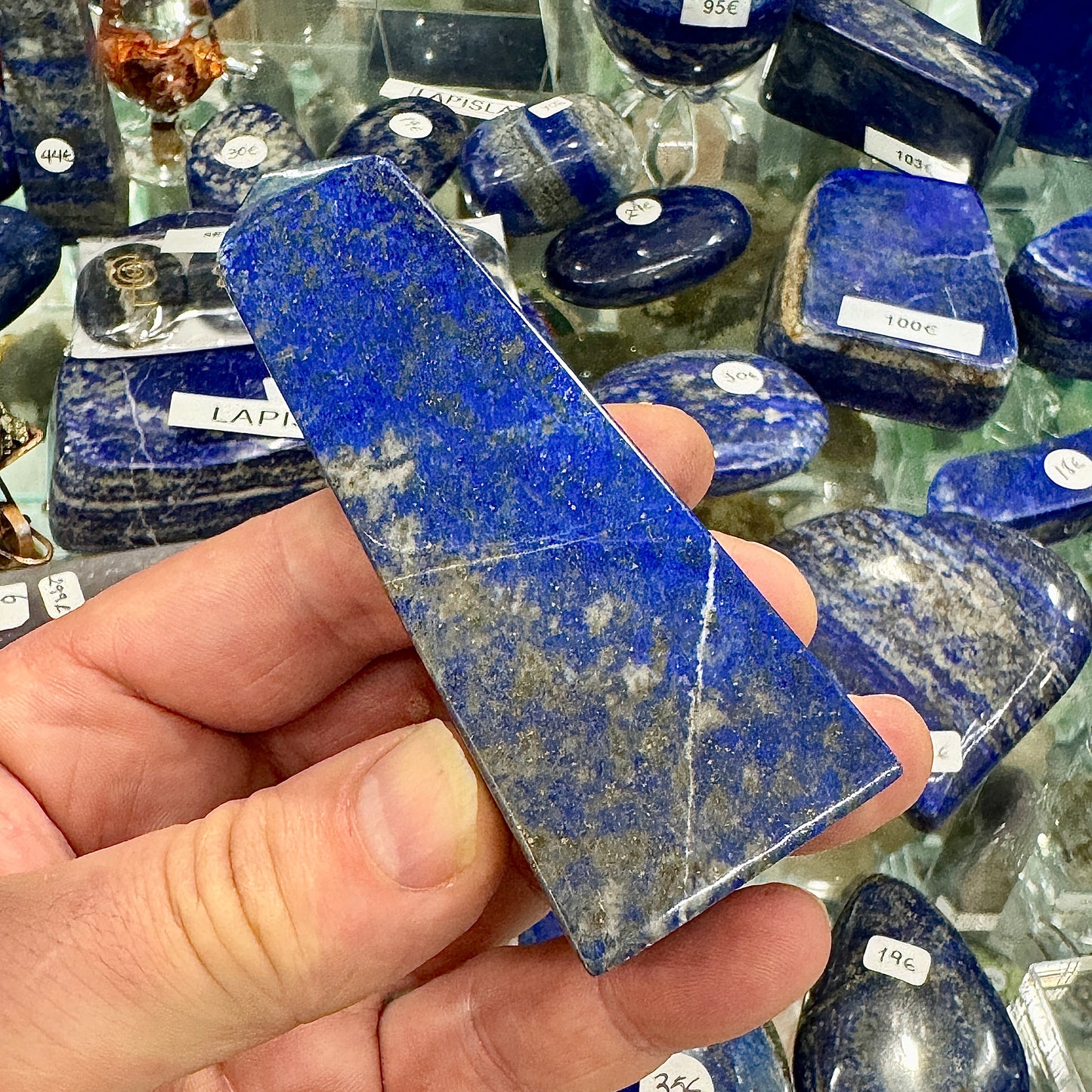 Lapis lazuli obelisk Munay Minerals Mallorca