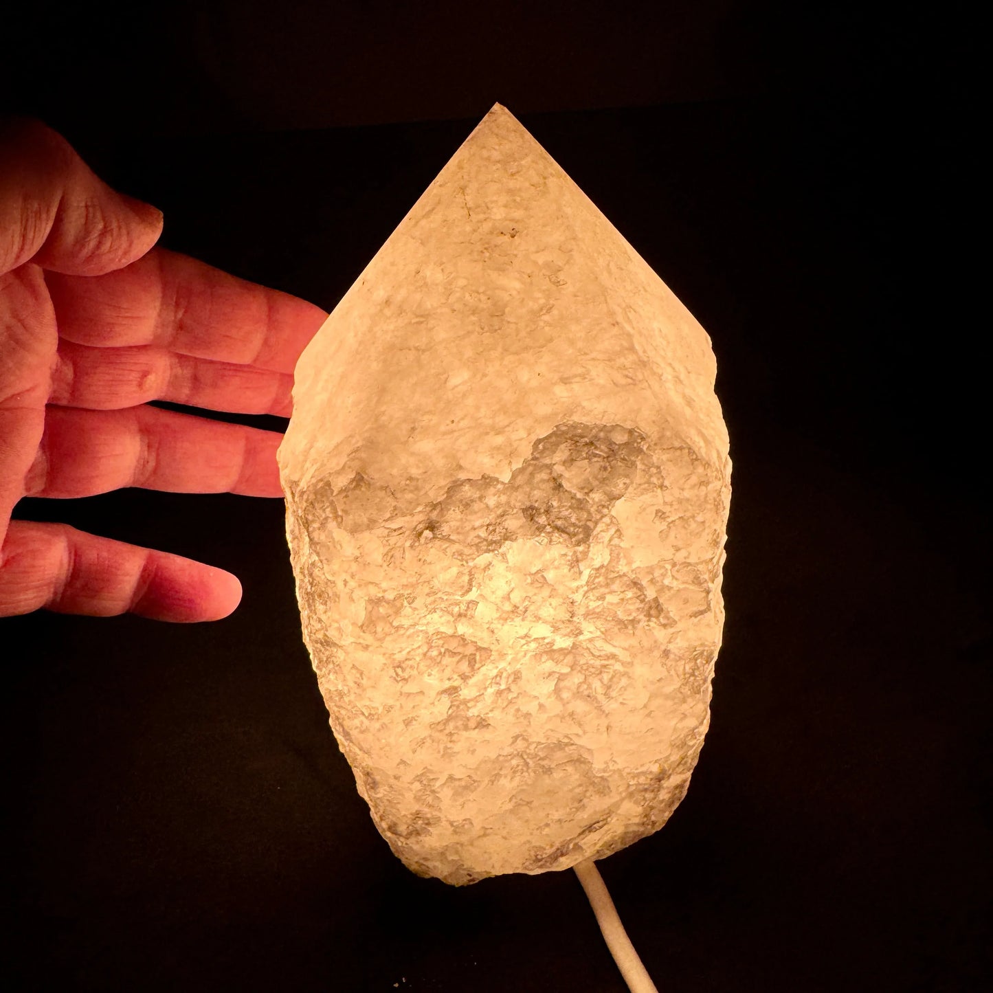 Lámpara de cuarzo lechoso 2,4 kg. con cable y bombilla - Munay Minerales Palma de Mallorca Spain