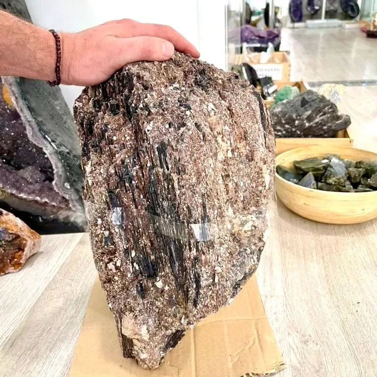 Turmalina catedral 47 kg. Munay Minerales Mallorca - MUNAY MINERALES MALLORCA