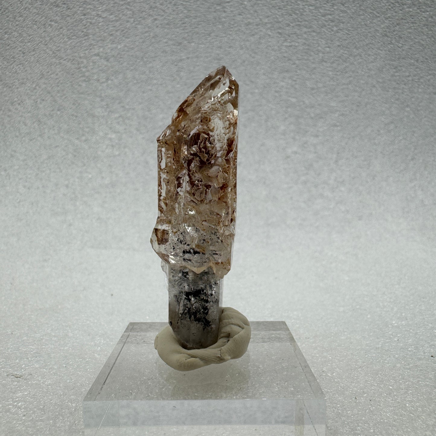 Cuarzo cetro hidrocarburos fluorescente