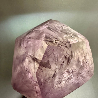 Punta de amatista 2,2 kg. Amethyst - Munay Minerales Palma de Mallorca Spain 