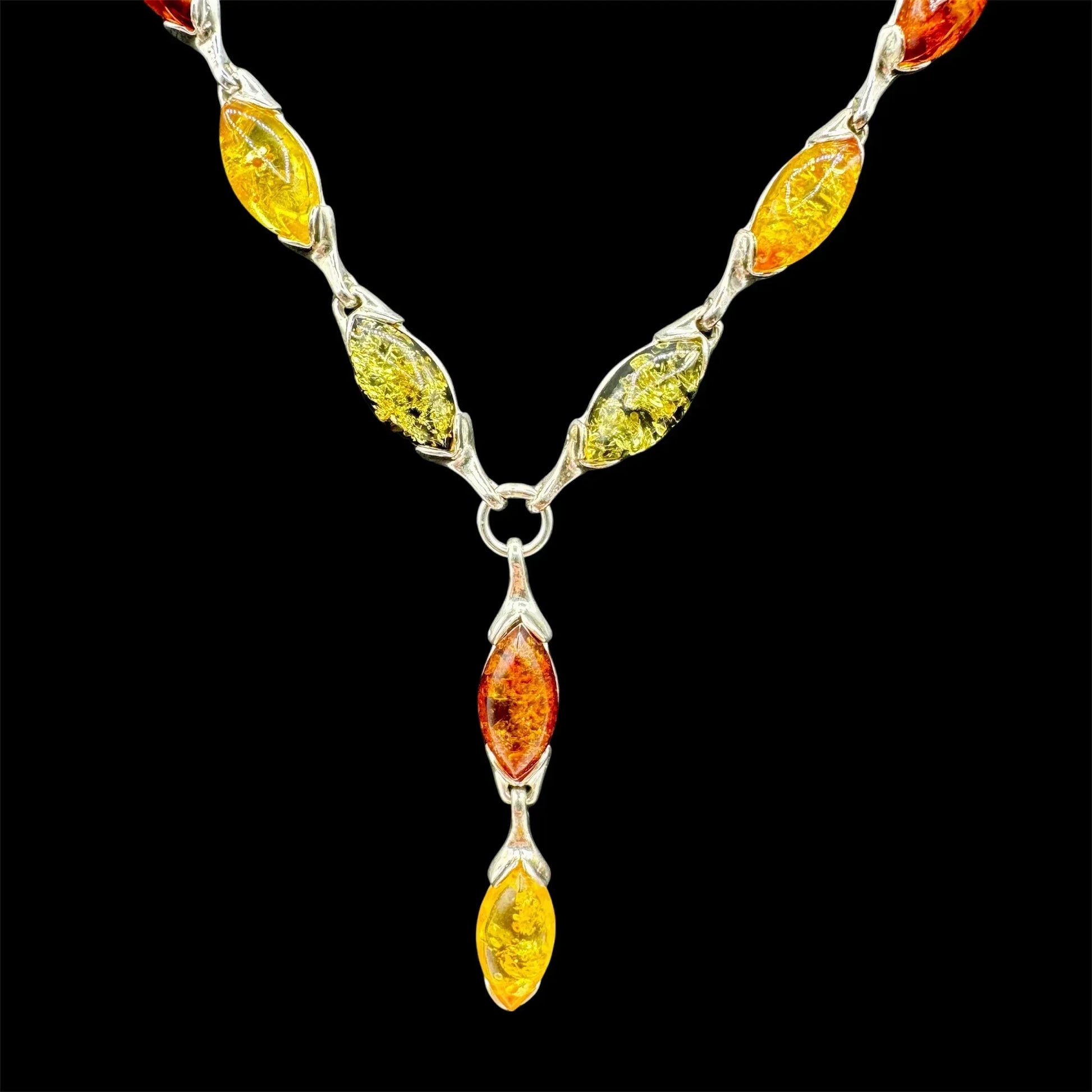 Colgante de ambar báltico en plata de ley - Munay Minerales Palma de Mallorca Spain 