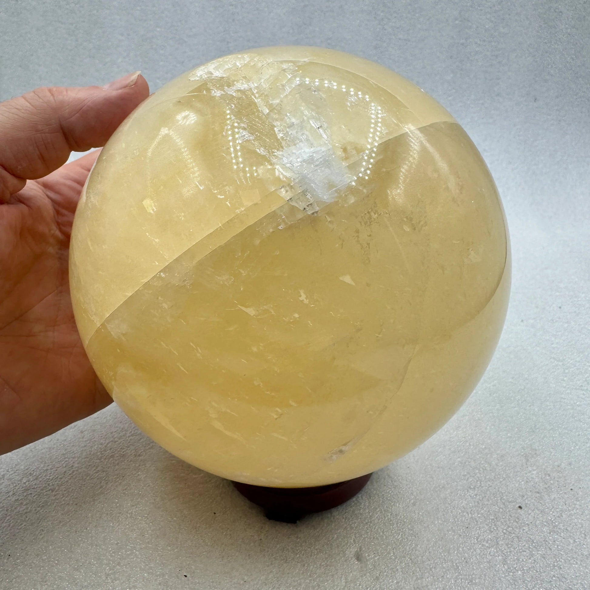 Calcita amarilla esfera 15 cm. 4,4 kg. - Munay Minerales Palma de Mallorca Spain 