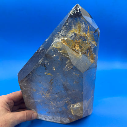 Master manifestation quartz with rutile 6.9 kg.