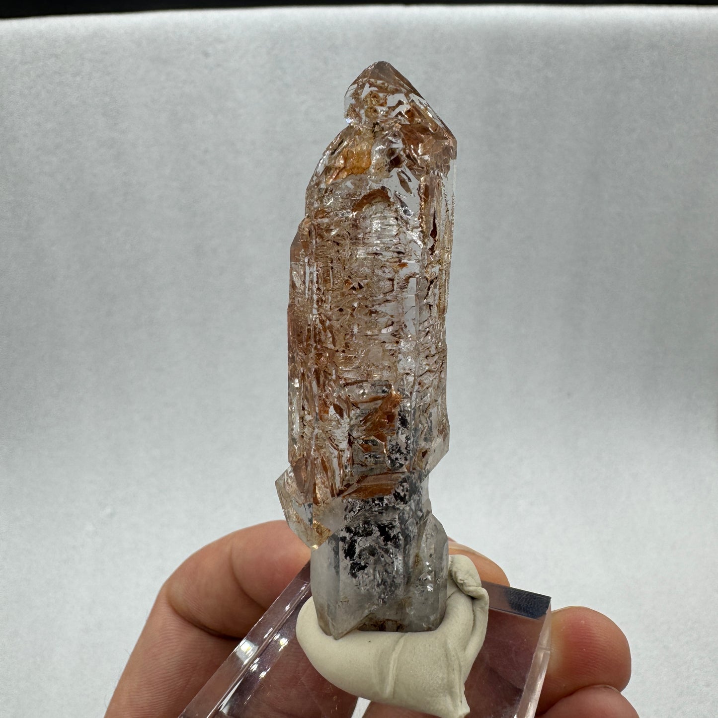 Cuarzo cetro hidrocarburos fluorescente