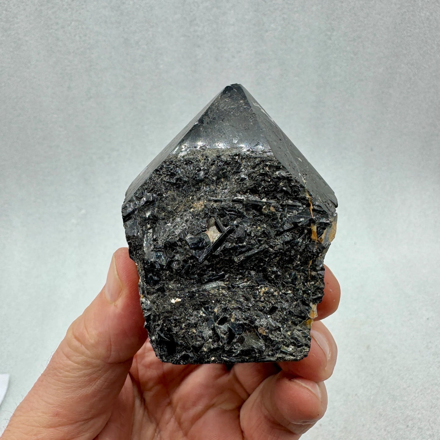 Turmalina negra punta - Munay Minerales Palma de Mallorca Spain 