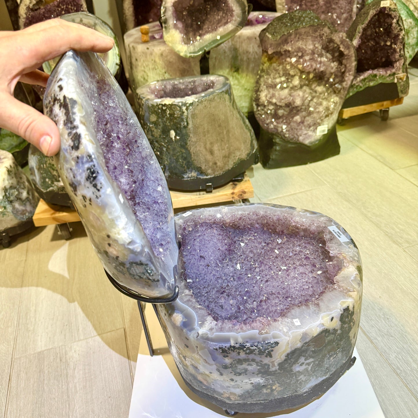 Geoda de amatista joyero 26,8 kg.