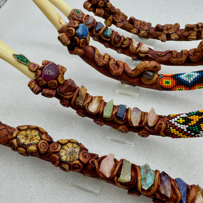 Tipi de hueso ceremonial para rapé (Consulta precios y disponibilidad) MUNAY MINERALES MALLORCA