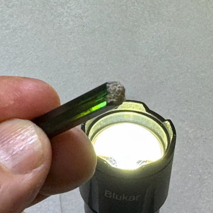 Turmalina verde calidad extra - MUNAY MINERALES MALLORCA