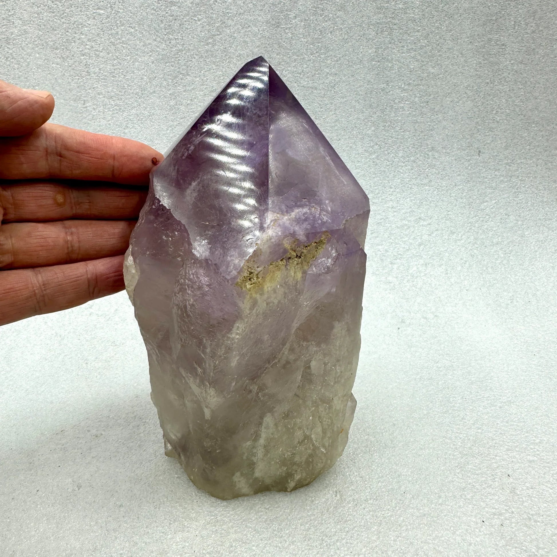 Punta de amatista 2,2 kg. Amethyst - Munay Minerales Palma de Mallorca Spain 