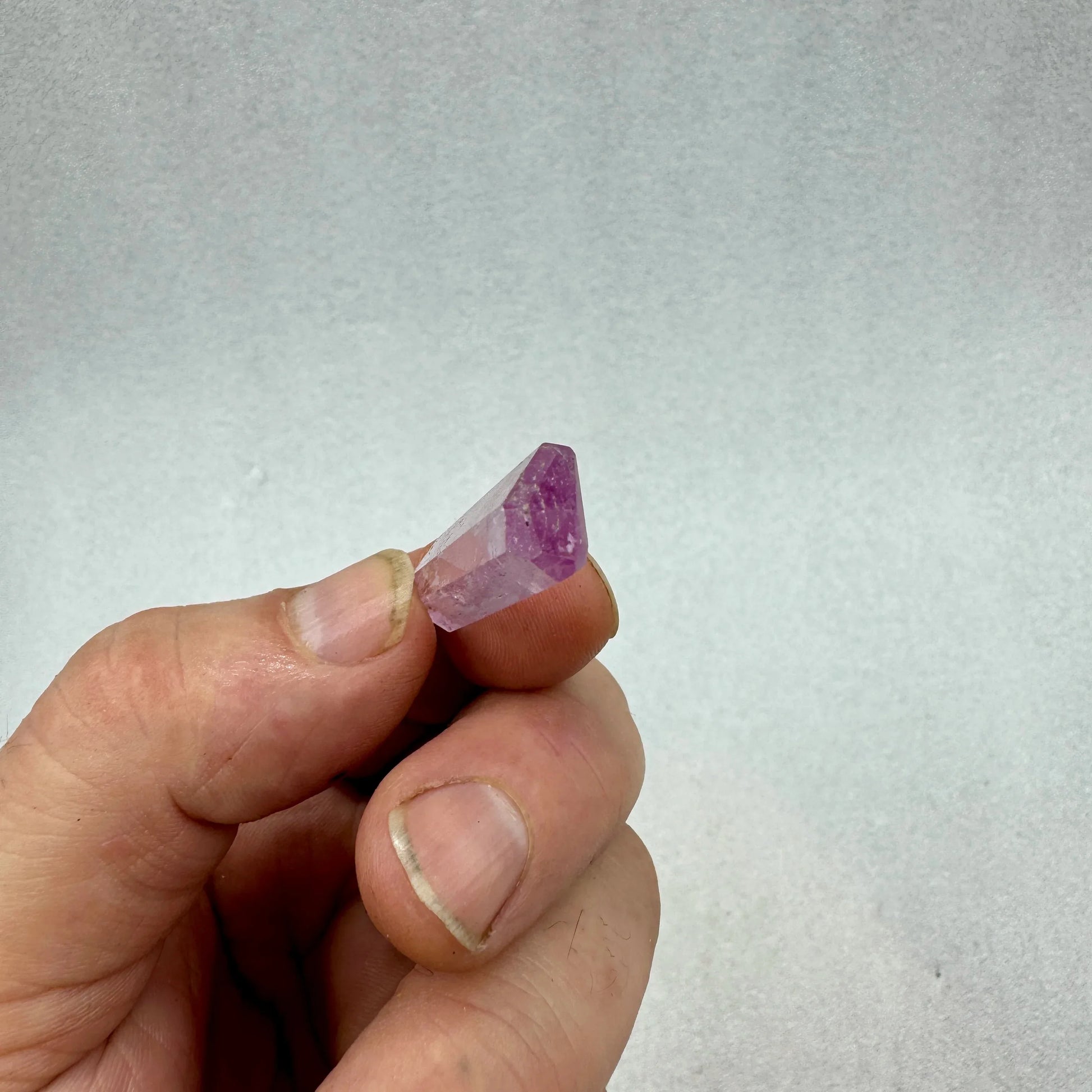 Kunzita pulida espodumena de Afganistán - MUNAY MINERALES MALLORCA