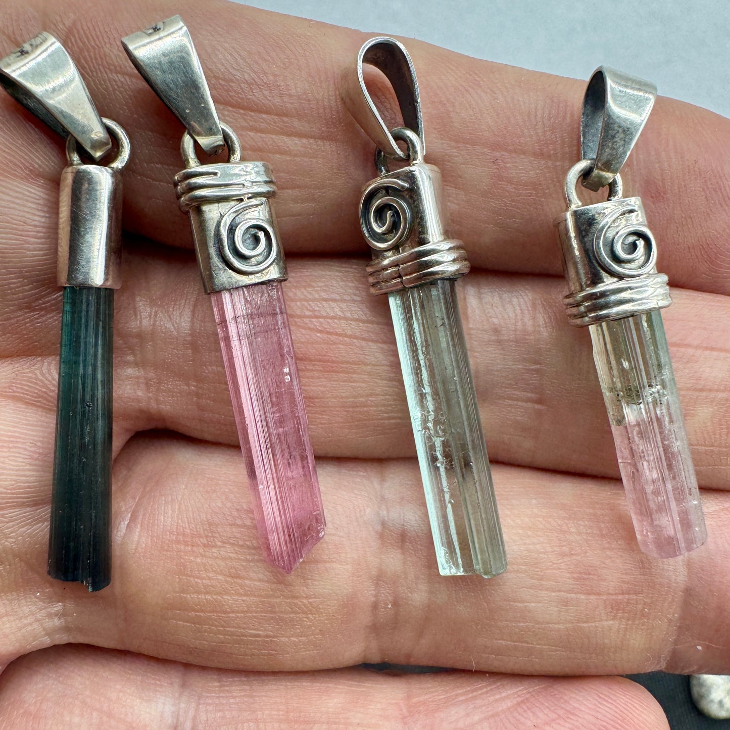 Colgantes turmalina colores