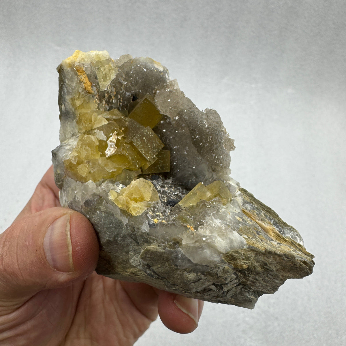 Fluorita cúbica grupo Munay Minerales Mallorca Munay Minerales Mallorca