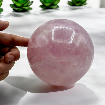 Rose quartz sphere 12.5 cm. And 2.7 kg.