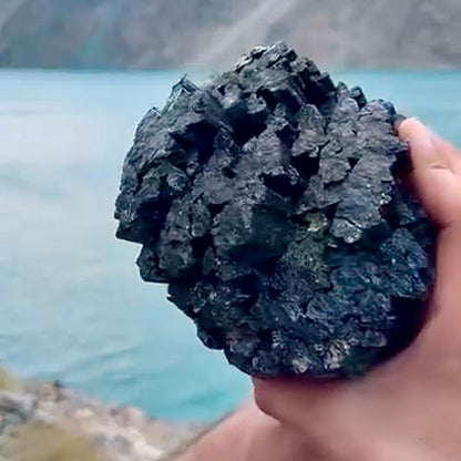 Turmalina negra 4,8 kg.