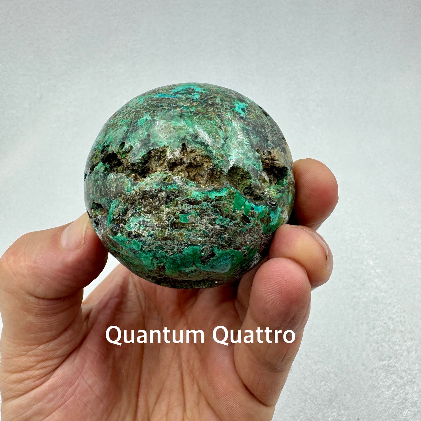 Quantum Quattro esfera Munay Minerales