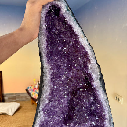 Geoda de amatista alas de ángel mariposa 110 kg. (Consultar precio)