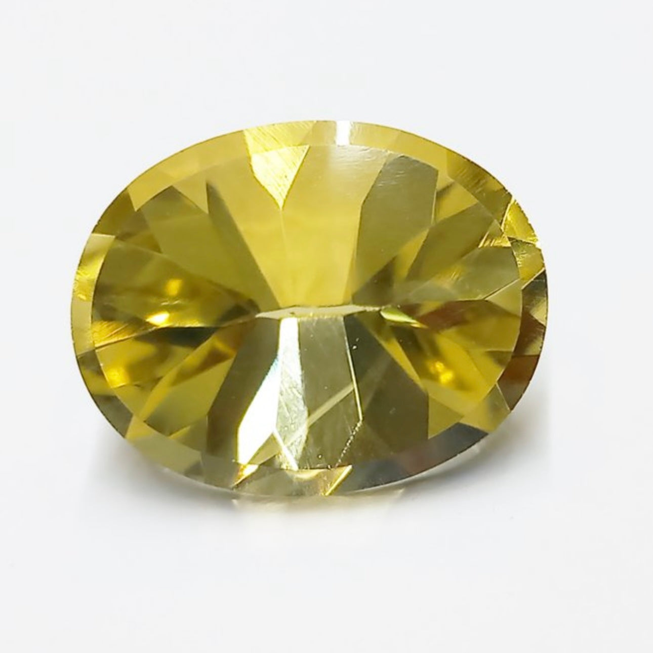 CITRINO NATURAL FACETADO CALIDAD GEMA 26,15 ct.