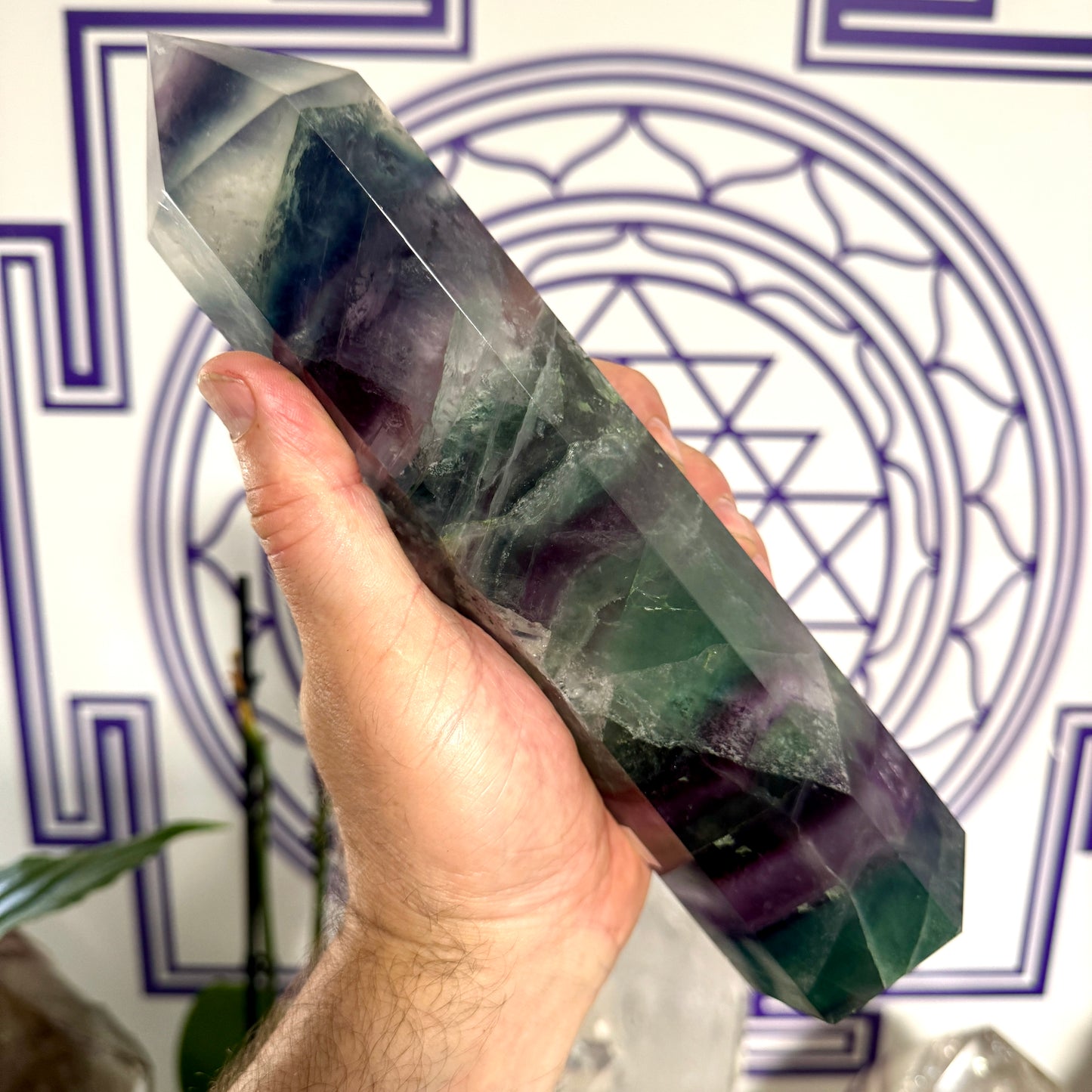 Fluorita multicolor punta generadora