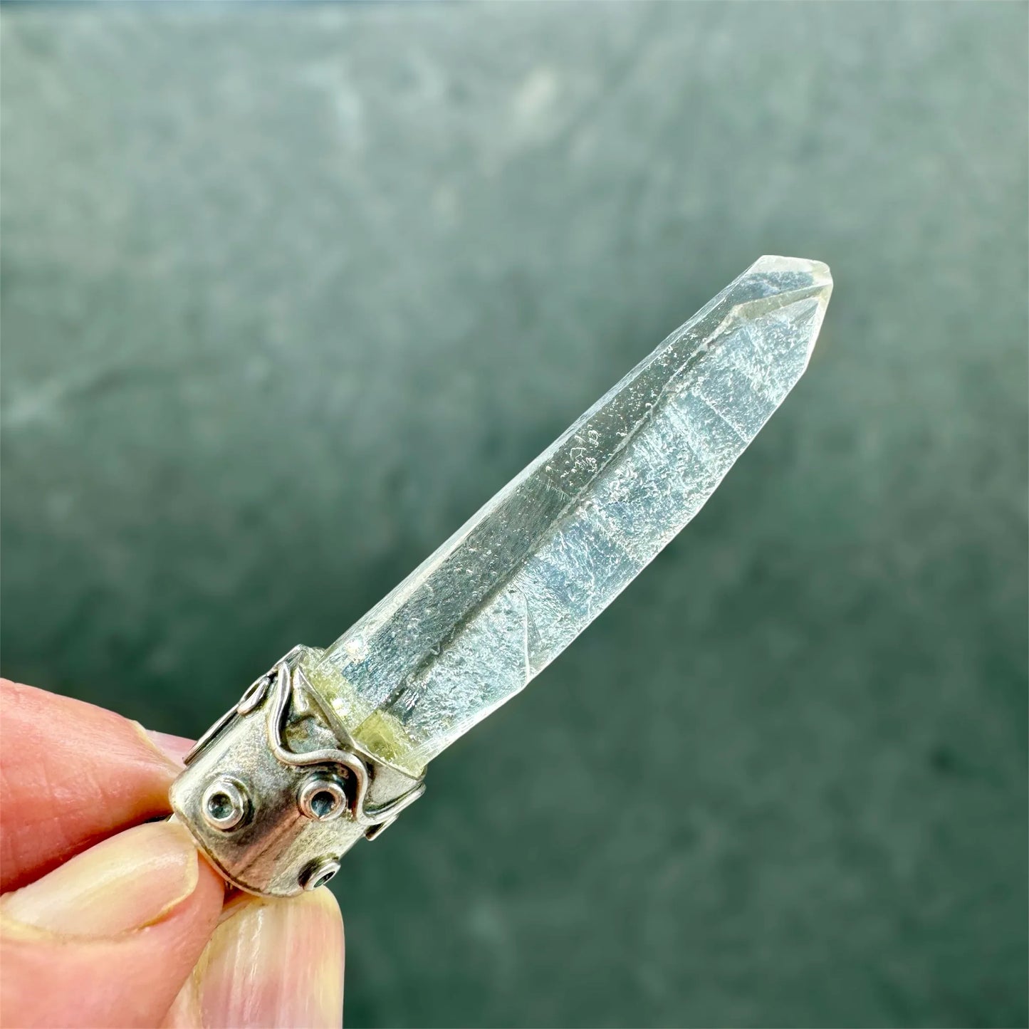 Colgante de cuarzo lemuriano plata de ley - Munay Minerales Palma de Mallorca Spain 