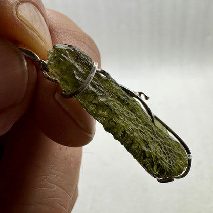 Moldavita tectita impactita colgante plata de ley Munay Minerales Mallorca