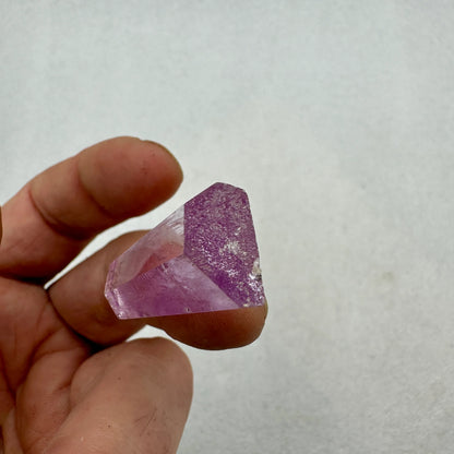 Kunzita pulida espodumena de Afganistán - MUNAY MINERALES MALLORCA